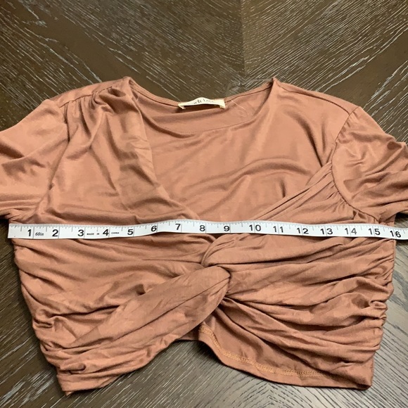 Peach Love tan front twist cropped top - Picture 15 of 17